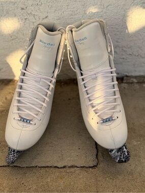 Riedell White Lace-Up Figure Skates